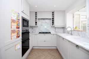 Kitchen/Diner- click for photo gallery